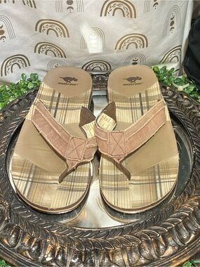 Rocket Dog Tan Brown Plaid Thong Sandals